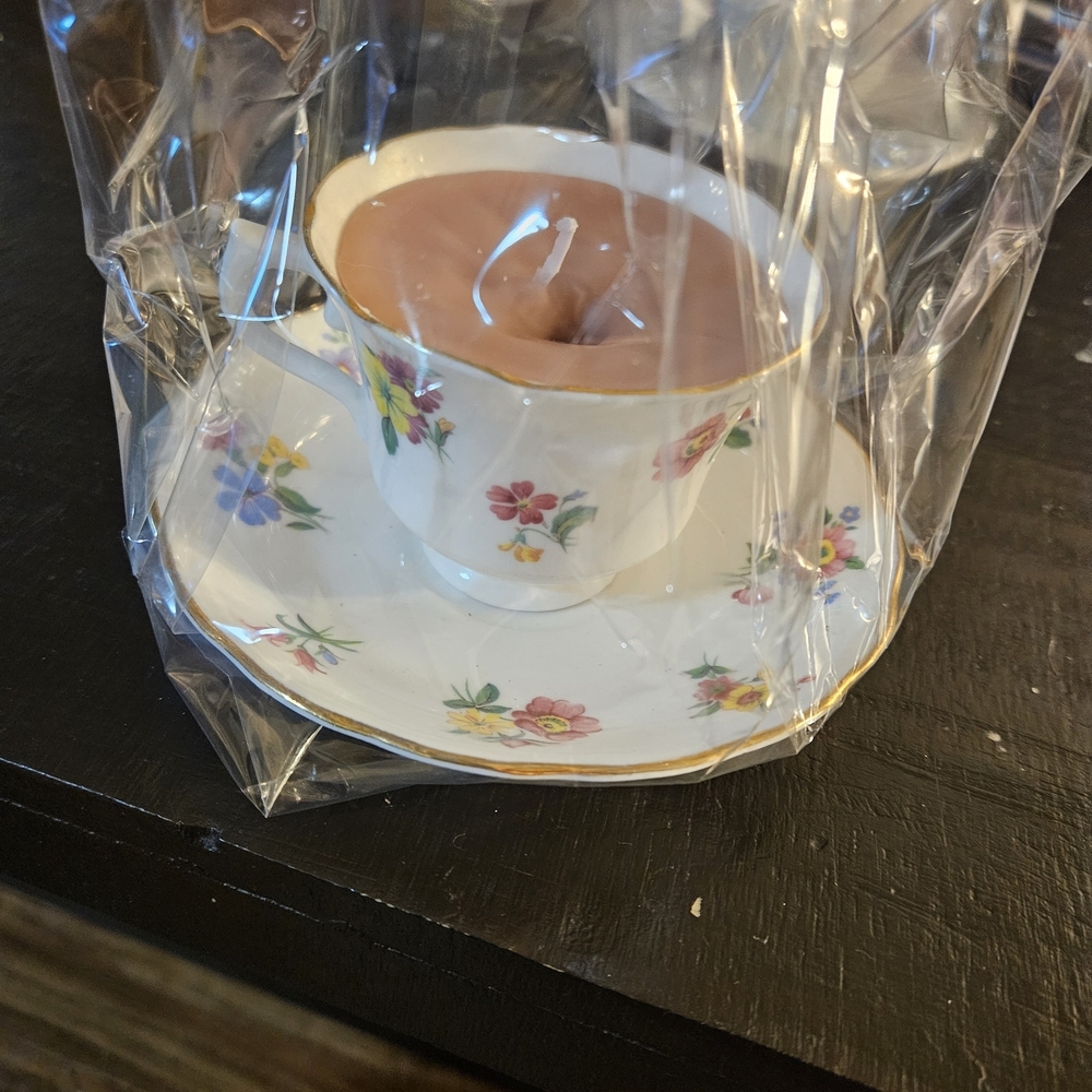 Charming Floral Teacup Candle with Saucer